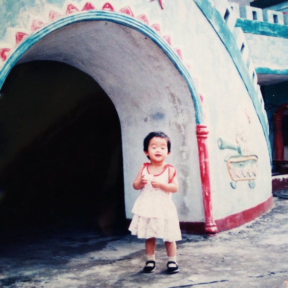 Meet your Posher, Yassi - Picture 1 of 1